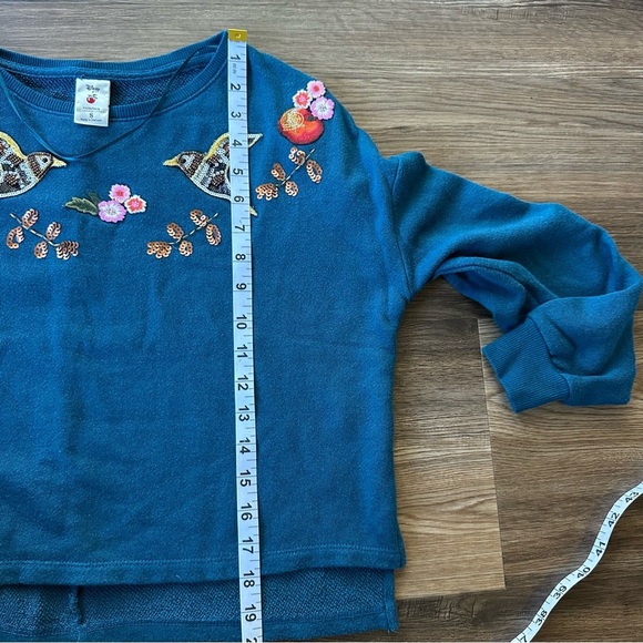 Disney X Lauren Conrad Snow White Cropped Sweatshirt Small Teal Embroidered Bead - Picture 5 of 6